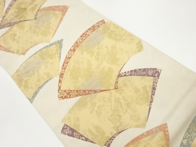 金彩地紙に名物裂模様織出し袋帯